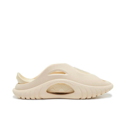 Austin Reaves x RIGORER Waterproof Soft Elastic Shark Slippers - Quicksand